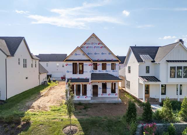 Property at 5037 Owenruth Dr, Franklin, TN 37069, 5 beds, 4 baths