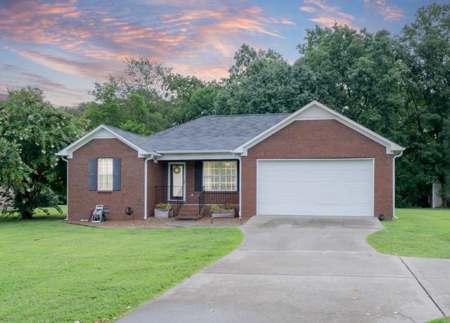 Property at 54 Mcdougal Rd, Fayetteville, TN 37334, 3 beds, 2 baths