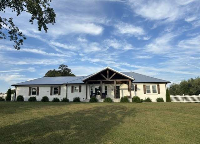 Property at 7700 Nolensville Rd, Nolensville, TN 37135, 3 beds, 2 baths
