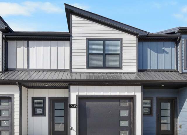 Property at 1605 Jonathan Wade Cir, Clarksville, TN 37043, 2 beds, 2.5 baths