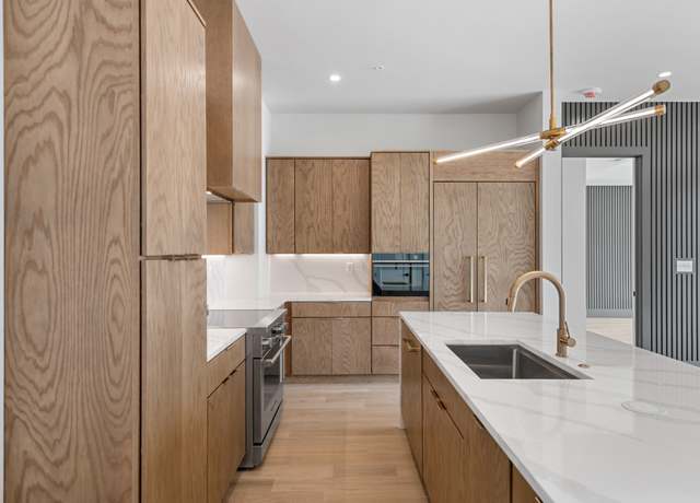 Property at 321 31st Ave N Unit B1 (B), Nashville, TN 37203, 2 beds, 2 baths