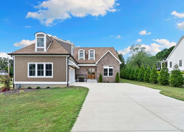 Property at 100 N Poole St, Ashland City, TN 37015, 3 beds, 3.5 baths