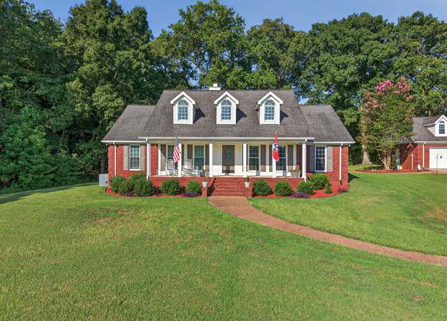 Property at 2952 Huntsville Hwy, Fayetteville, TN 37334, 3 beds, 2.5 baths