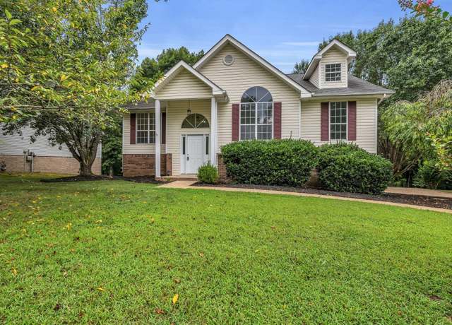 Property at 5867 Riley Rd, Ooltewah, TN 37363, 3 beds, 2 baths