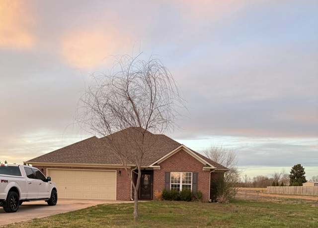 Property at 424 Banyon Rd, Toney, AL 35773, 3 beds, 2 baths