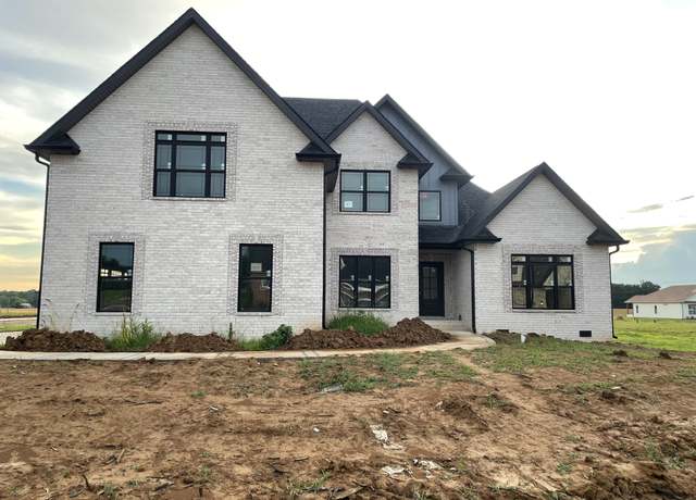 Property at 1717 Oliver Park Blvd, Clarksville, TN 37043, 4 beds, 3.5 baths