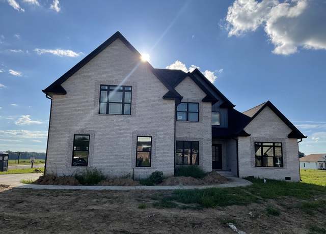 Property at 1717 Oliver Park Blvd, Clarksville, TN 37043, 4 beds, 3.5 baths