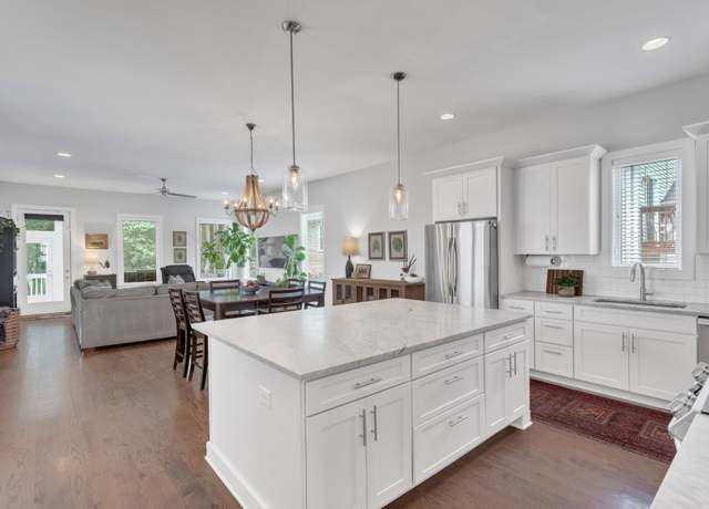 Property at 2806 Marlin Ave, Nashville, TN 37215, 4 beds, 2.5 baths