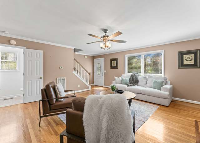 Property at 1680 Witt Hill Dr, Spring Hill, TN 37174, 3 beds, 2.5 baths