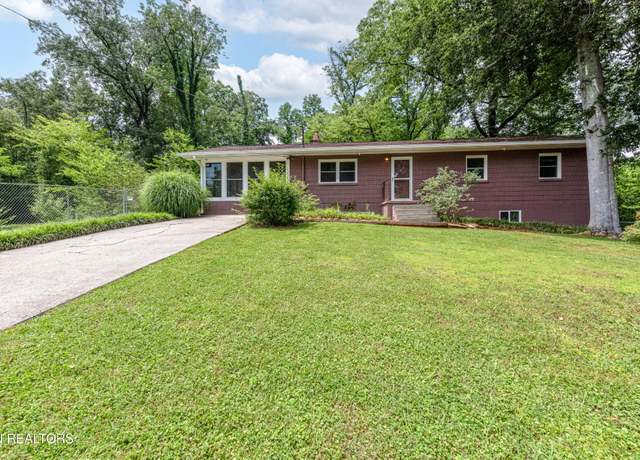 Property at 4931 Island Home Rd, Louisville, TN 37777, 3 beds, 1.5 baths