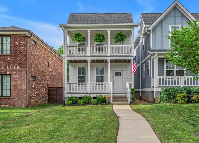 Property at 4710B Illinois Ave, Nashville, TN 37209, 4 beds, 3 baths