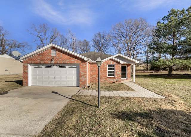 Property at 7216 Hidden Lake Dr, Fairview, TN 37062, 3 beds, 2 baths