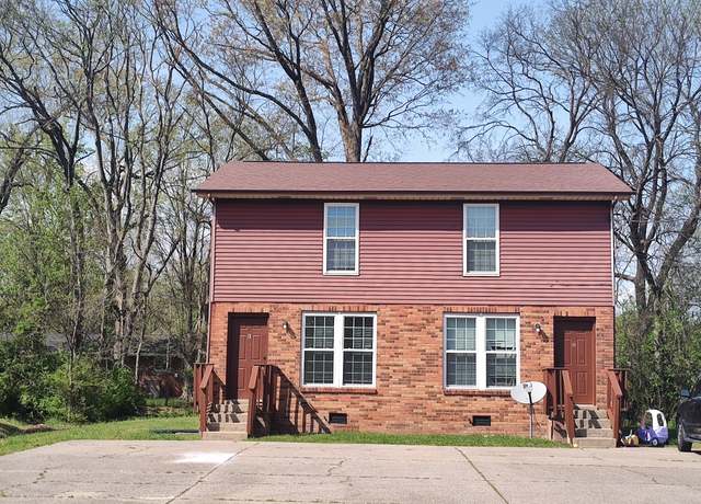 Property at 280 Donna Dr, Hendersonville, TN 37075, 4 beds, 2 baths