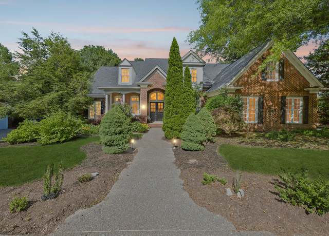 Property at 447 Autumn Lake Trl, Franklin, TN 37067, 5 beds, 3.5 baths