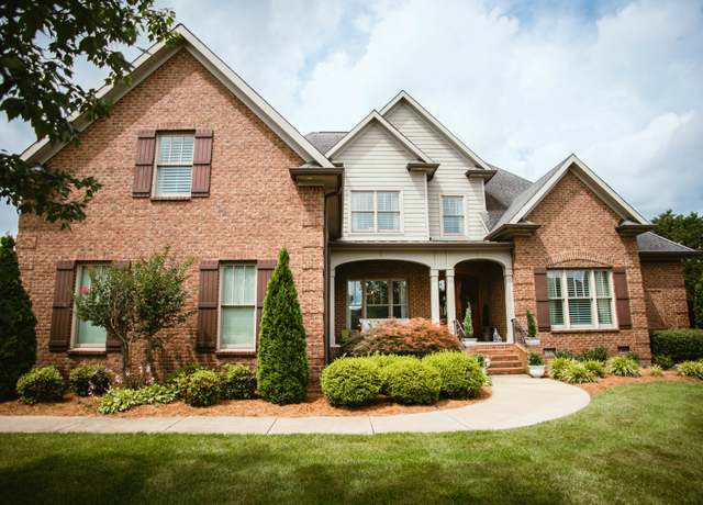 Property at 1017 Rosebud Ct, Murfreesboro, TN 37129, 4 beds, 4 baths