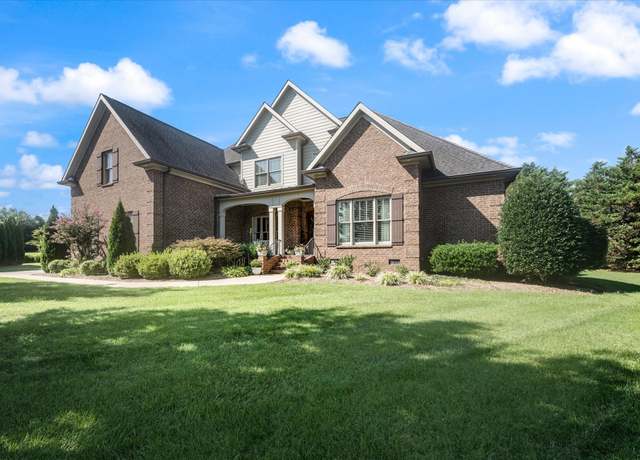 Property at 1017 Rosebud Ct, Murfreesboro, TN 37129, 4 beds, 4 baths
