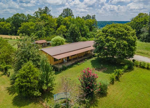 Property at 915 Maddox Rd, Centerville, TN 37033, 3 beds, 2 baths