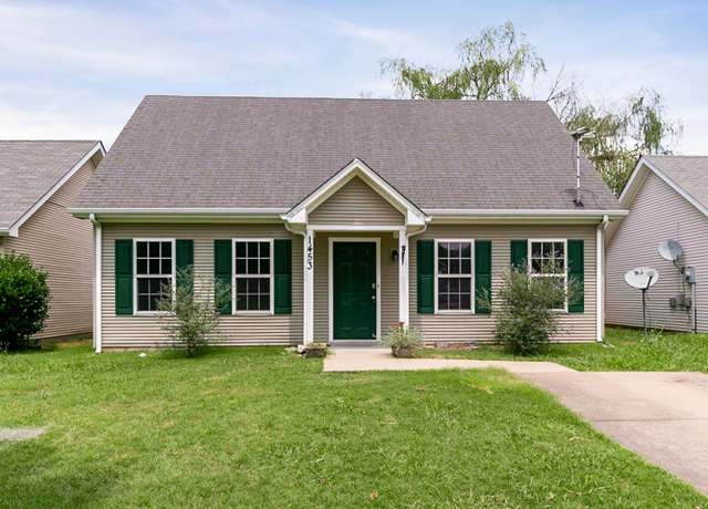 Property at 1453 Rochester Dr, Murfreesboro, TN 37130, 3 beds, 2 baths