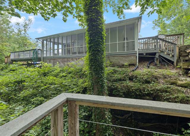 Property at 617 Still Point Rd, Smithville, TN 37166, 2 beds, 2 baths
