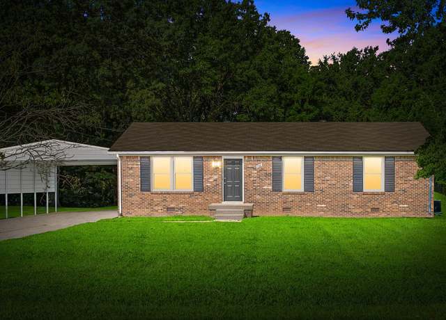 Property at 504 Overton Dr, Clarksville, TN 37042, 3 beds, 1 bath
