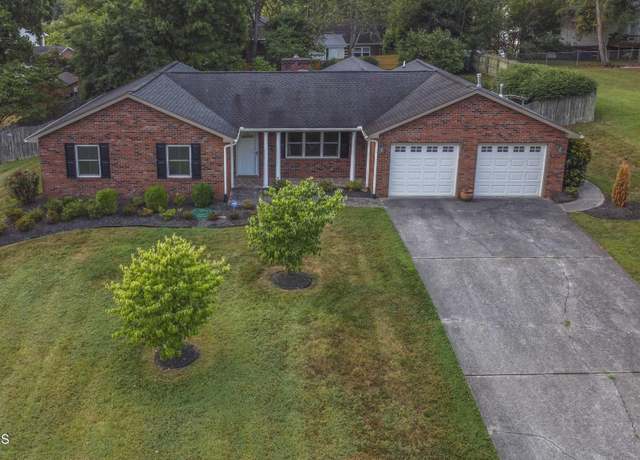 Property at 12624 Pony Express Dr, Farragut, TN 37934, 3 beds, 2 baths