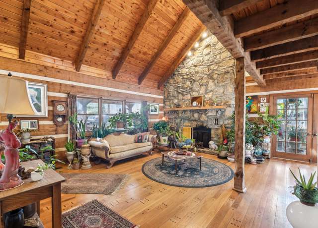 Property at 7695 Wilkinson Rd, Joelton, TN 37080, 3 beds, 3.5 baths