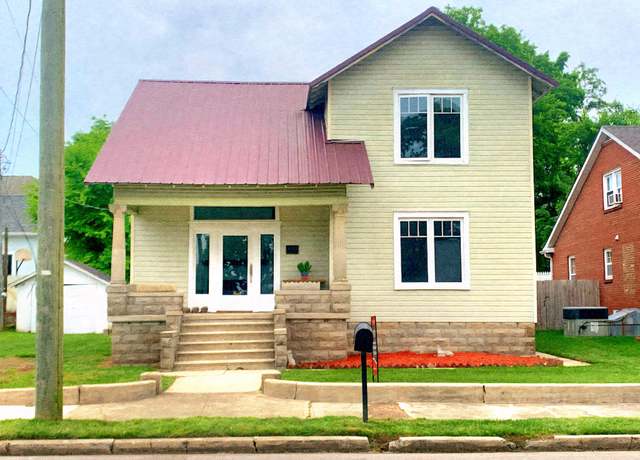 Property at 409 N Oak St, Springfield, TN 37172, 3 beds, 1.5 baths