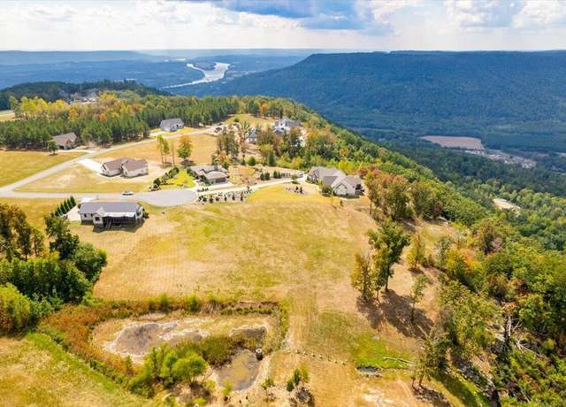 Property at 300 Deer Run Dr, Jasper, TN 37347