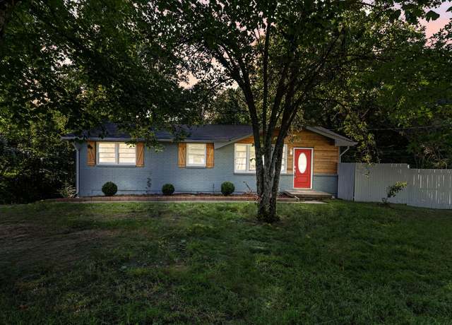 Property at 1401 Bearwallow Rd, Ashland City, TN 37015, 4 beds, 2 baths