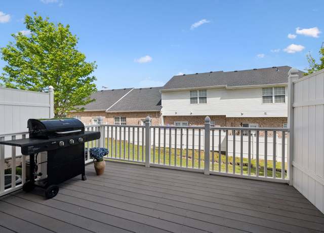 Property at 202 Spence Ln #103, Nashville, TN 37210, 2 beds, 2.5 baths