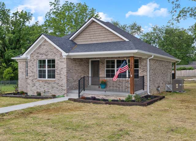 Property at 304 S Maple St, Hohenwald, TN 38462, 3 beds, 2 baths