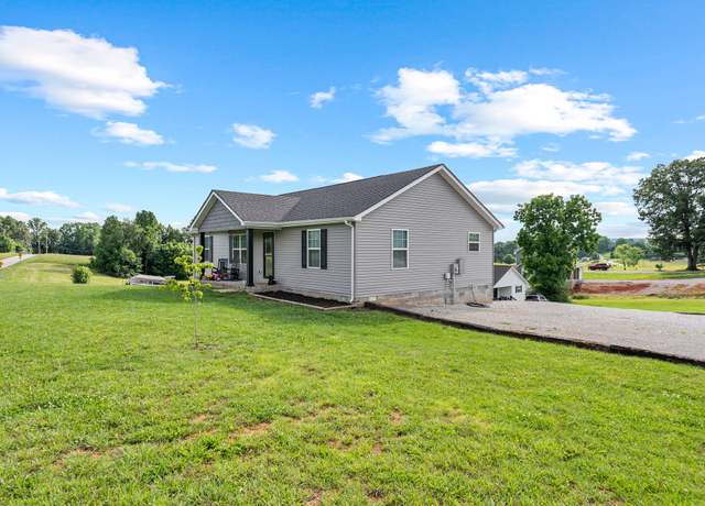 Property at 1310 Ray Broyles Rd, Sparta, TN 38583, 3 beds, 2 baths