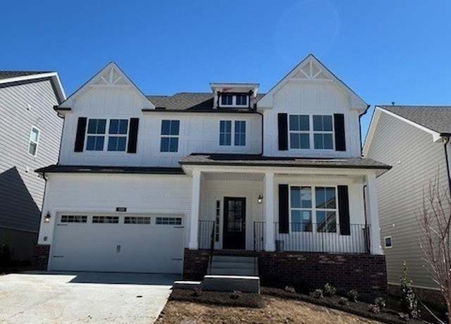 Property at 109 Cryer Dr, Gallatin, TN 37066, 4 beds, 3 baths