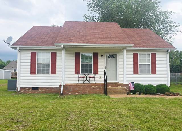 Property at 106 Tyler Dr, Portland, TN 37148, 3 beds, 2 baths