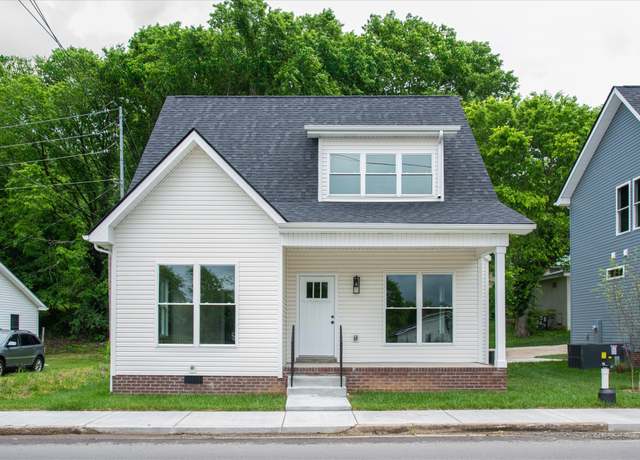Property at 213 Reynolds St, Clarksville, TN 37040, 3 beds, 2.5 baths