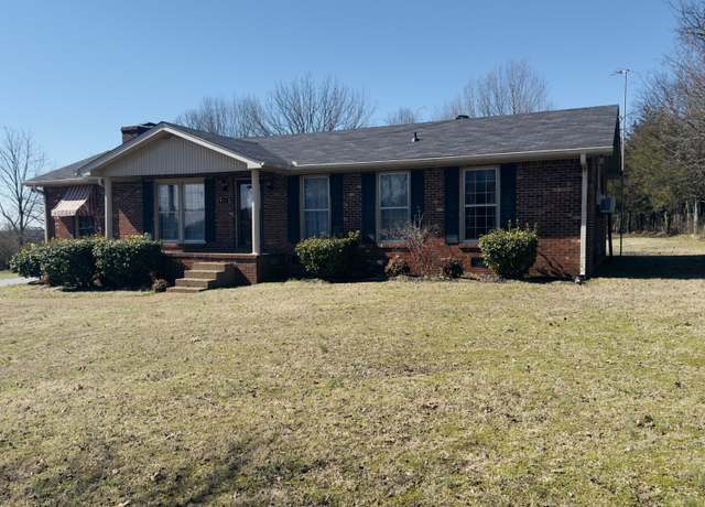Property at 4756 Murfreesboro Rd, Lebanon, TN 37090, 3 beds, 1.5 baths