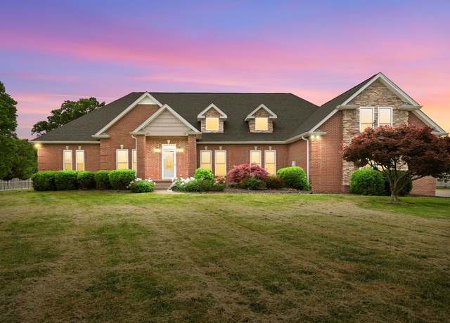 Property at 476 Maxshire Ct, Clarksville, TN 37043, 3 beds, 3 baths
