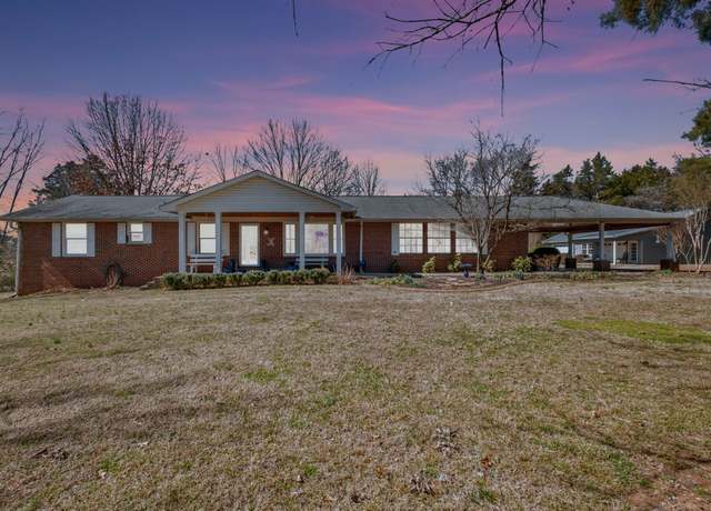 Property at 654 Burnett Rd, Mount Juliet, TN 37122, 3 beds, 2 baths