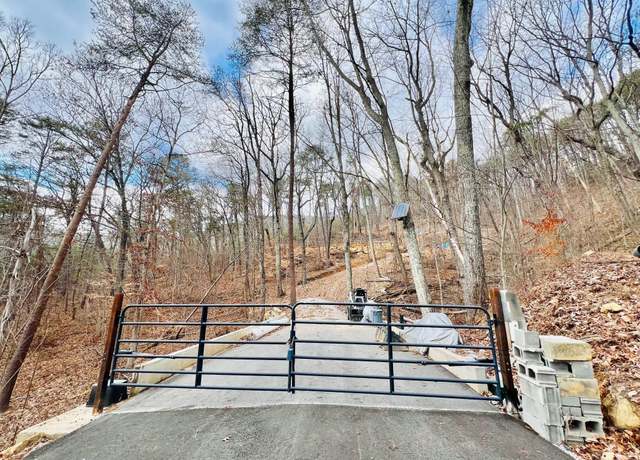 Property at 134 Hamilton Ave, Soddy Daisy, TN 37379
