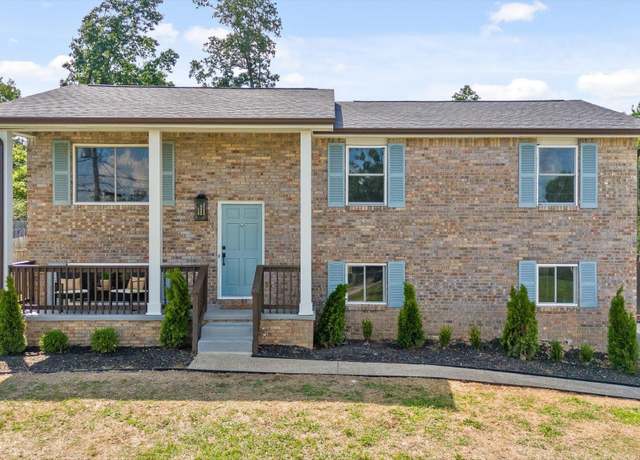 Property at 4217 Shady Oak Dr, Ooltewah, TN 37363, 5 beds, 2 baths