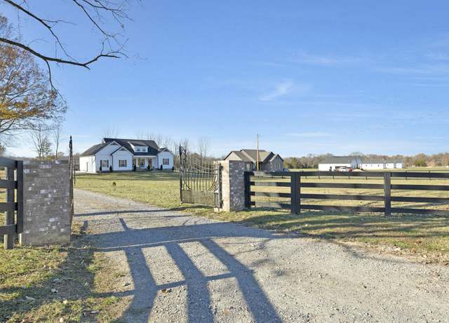Property at 384 Adams Rd, Shelbyville, TN 37160, 3 beds, 2 baths