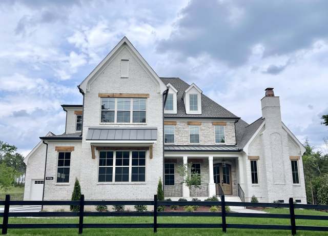 Property at 9926 Maupin Rd, Brentwood, TN 37027, 6 beds, 4.5 baths