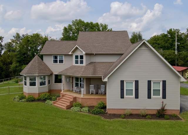 Property at 368 Blackberry Hill Rd, Silver Point, TN 38582, 3 beds, 2.5 baths
