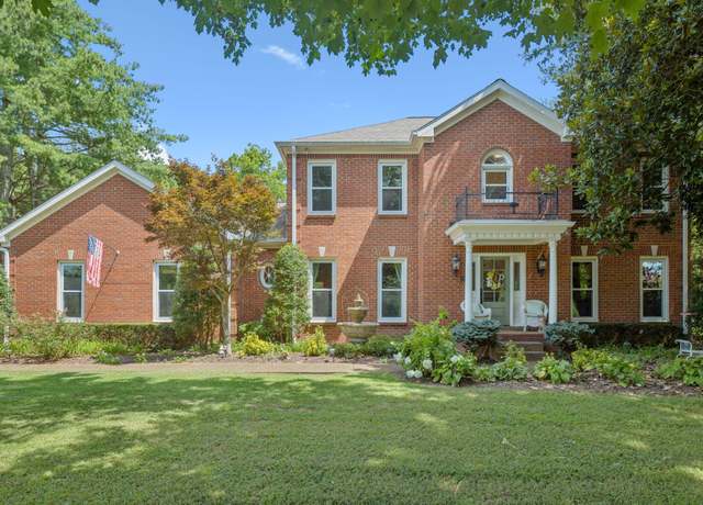Property at 3024 Bridlewood Trl, Franklin, TN 37067, 5 beds, 3.5 baths
