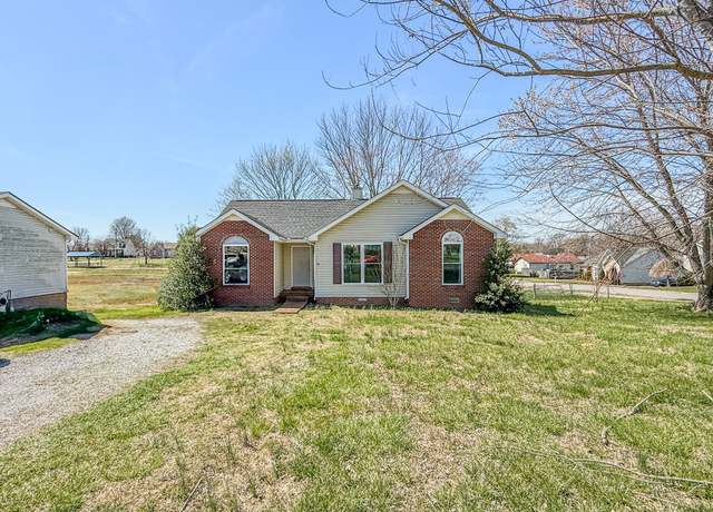 Property at 100 Sycamore Dr, White House, TN 37188, 3 beds, 2 baths