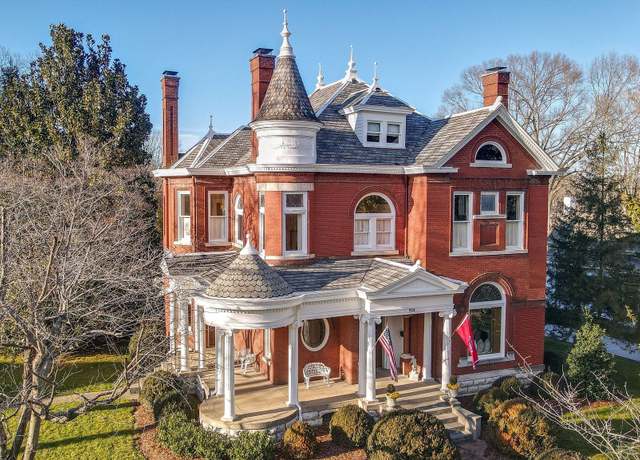 Property at 932 W Main St, Franklin, TN 37064, 5 beds, 3.5 baths