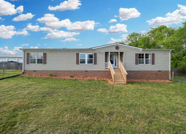 Property at 8123 Trousdale Ferry Pike, Lebanon, TN 37090, 3 beds, 2 baths