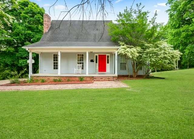 Property at 105 Flower Ln, Paris, TN 38242, 3 beds, 2.5 baths