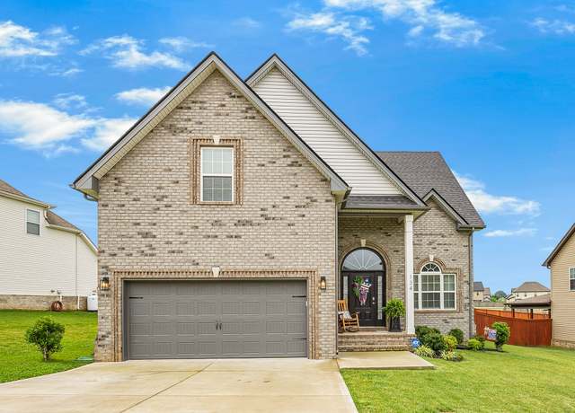 Property at 134 Chisum Ct, Clarksville, TN 37043, 4 beds, 2.5 baths