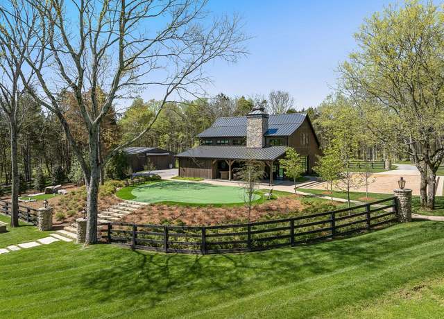 Property at 8526 Saundersville Rd, Mount Juliet, TN 37122, 2 beds, 2 baths